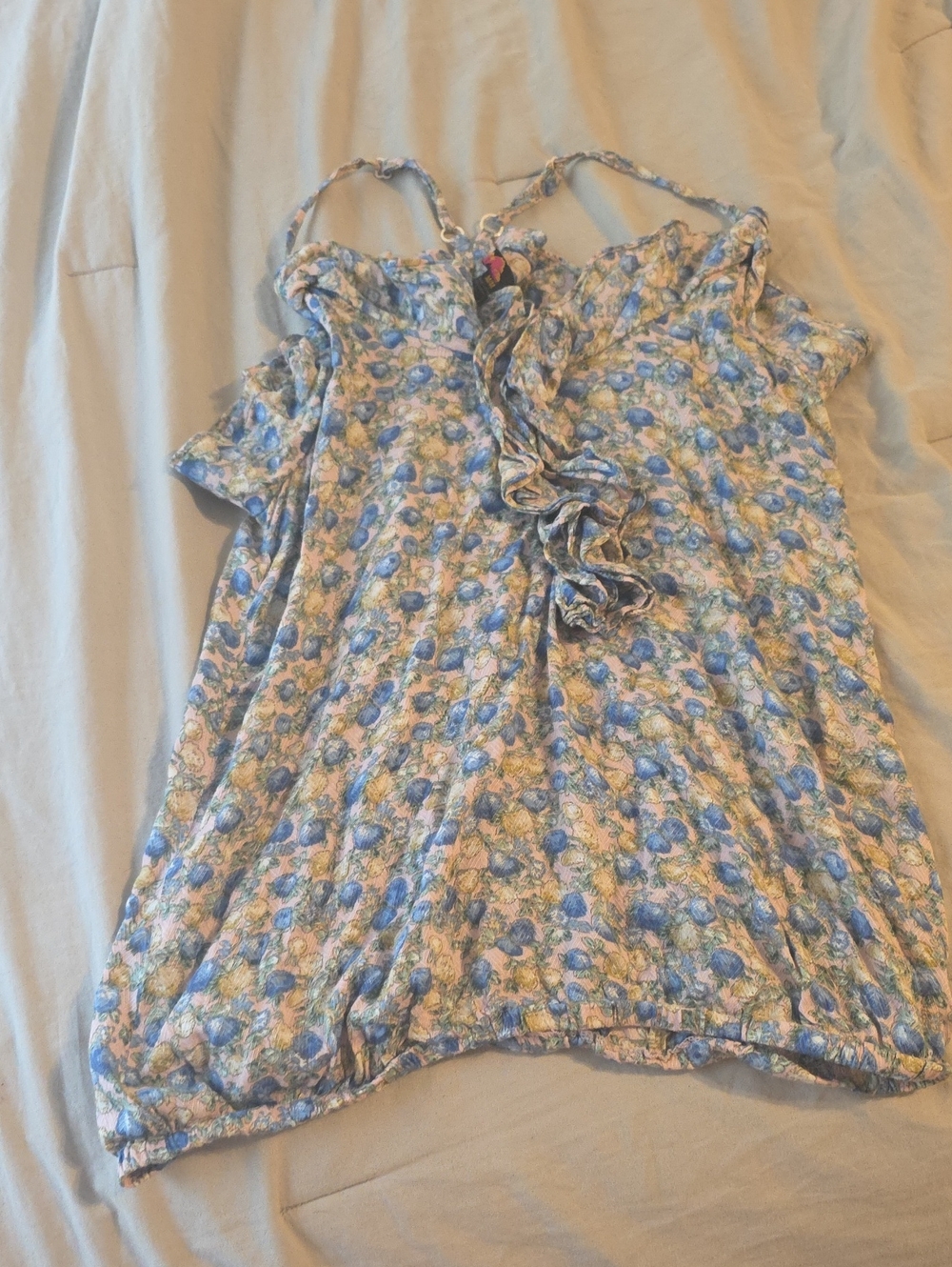 Forever 21 Blue Floral Ruffle-Front Camisole